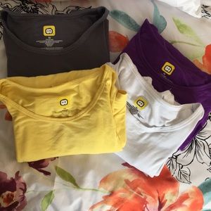 Lot of 4 WonderWink Long Sleeves